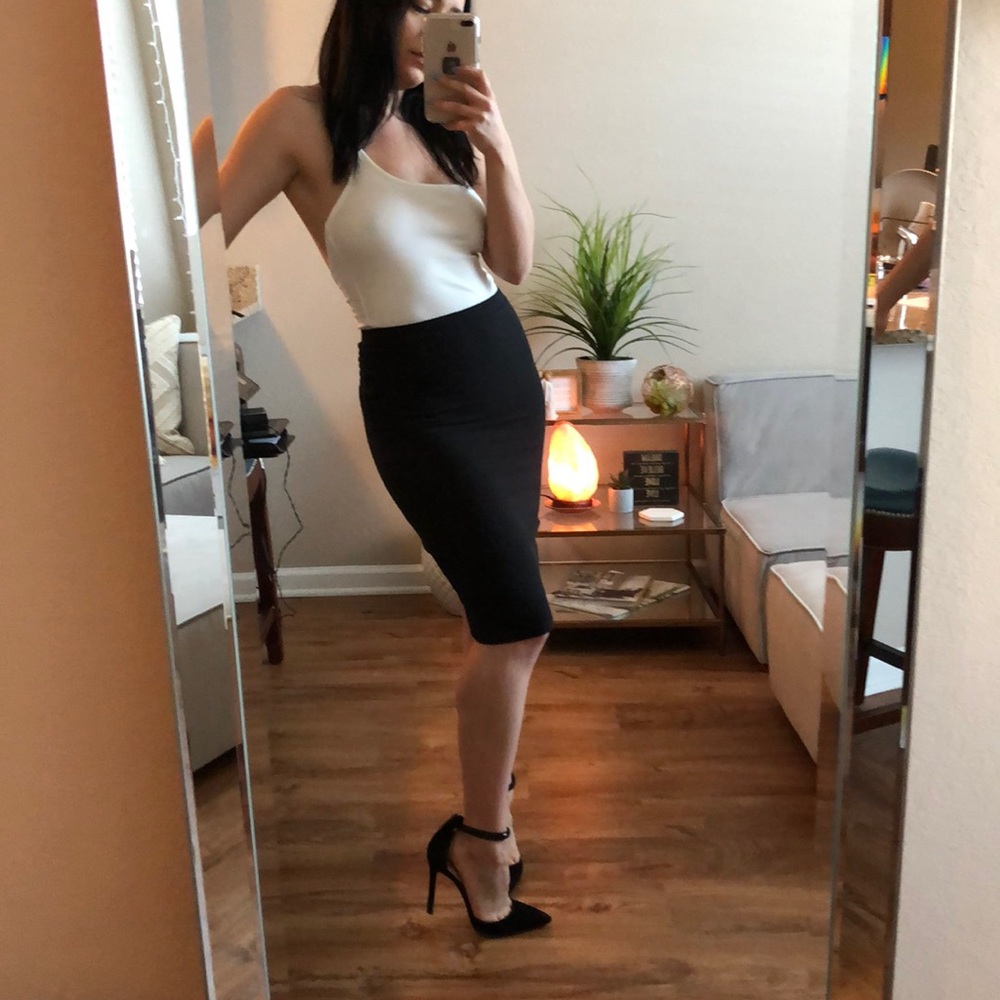 Black Ribbed Pencil Skirt